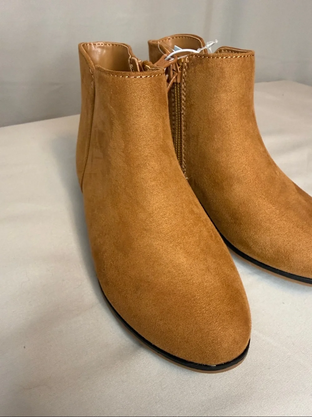 Cat & Jack kids light brown cognac Penelope ankle boots zippers new faux suede